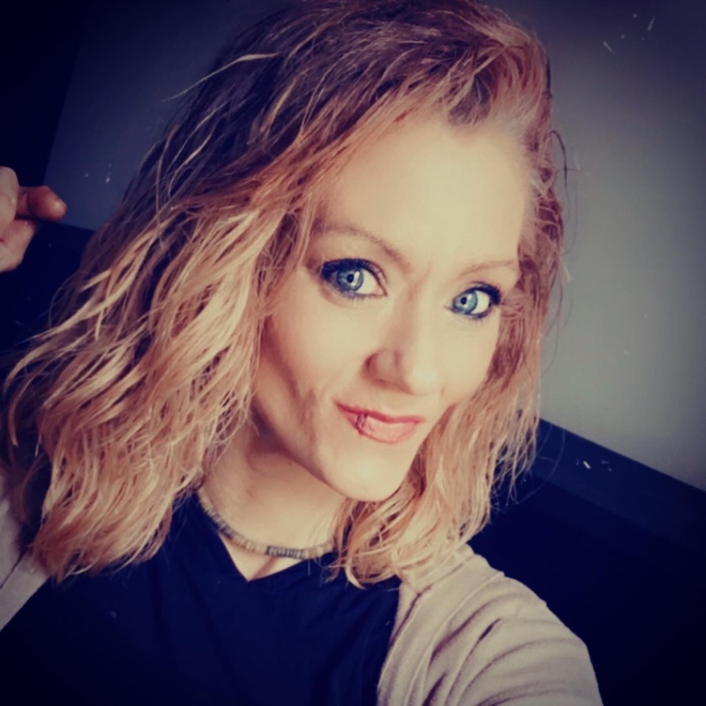 Meet your Posher, Denise